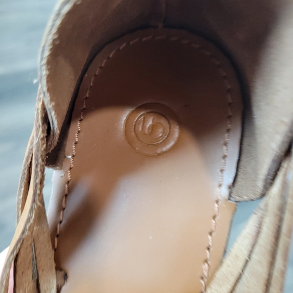 Urban Outfitters Woven Huarache Flats Tan Sandals Leather size 8 Boho - Picture 8 of 10